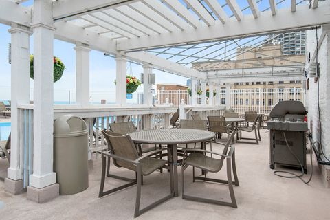 Tiny photo for 2100 N Lincoln Park West #4DN, Chicago, IL 60614 (MLS # 12410874)