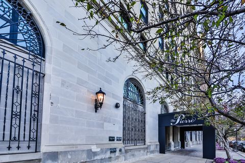 Tiny photo for 2100 N Lincoln Park West #4DN, Chicago, IL 60614 (MLS # 12410874)