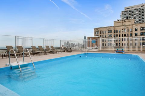 Tiny photo for 2100 N Lincoln Park West #4DN, Chicago, IL 60614 (MLS # 12410874)