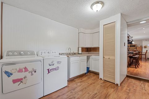 Tiny photo for 700 N 8th Avenue, Kankakee, IL 60901 (MLS # 12490172)