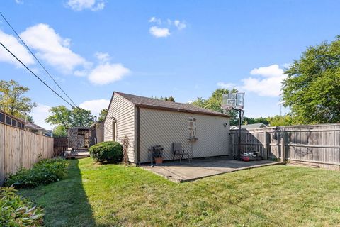 Tiny photo for 700 N 8th Avenue, Kankakee, IL 60901 (MLS # 12490172)