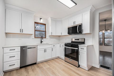 Tiny photo for 790 Hillview Avenue, West Chicago, IL 60185 (MLS # 12546699)