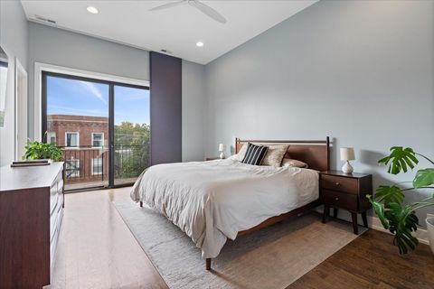 Tiny photo for 3004 W Lyndale Street #3W, Chicago, IL 60647 (MLS # 12554332)
