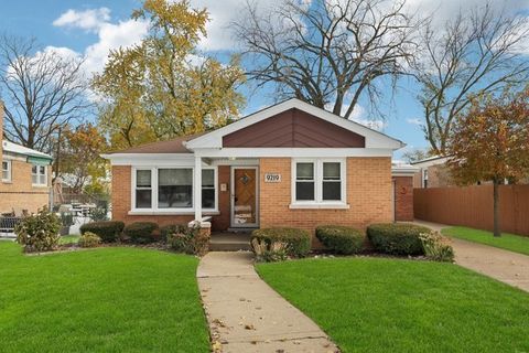Photo of 9219 S Spaulding Avenue, Evergreen Park, IL 60805 (MLS # 12517087)