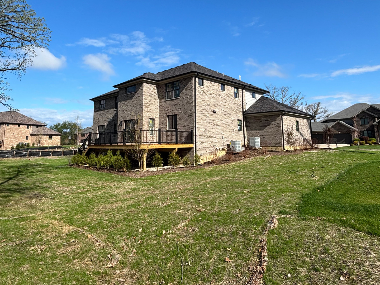 1170 Sycamore Drive
