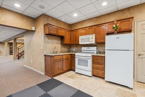 Tiny photo for 31 Croydon Lane, Oak Brook, IL 60523 (MLS # 12494688)