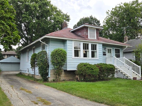 Tiny photo for 4525 Main Street, Downers Grove, IL 60515 (MLS # 12756503)