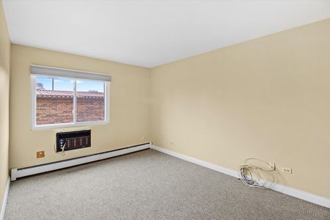 Tiny photo for 3615 E Central Road #101, Glenview, IL 60025 (MLS # 12519855)