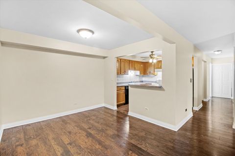 Tiny photo for 3615 E Central Road #101, Glenview, IL 60025 (MLS # 12519855)