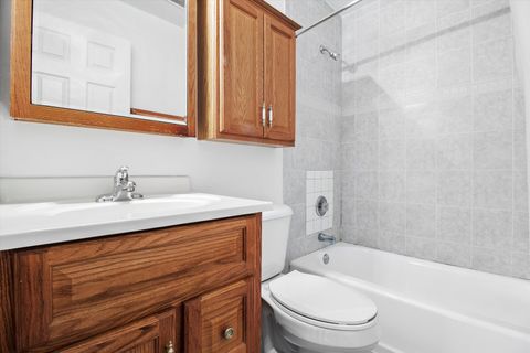 Tiny photo for 3615 E Central Road #101, Glenview, IL 60025 (MLS # 12519855)