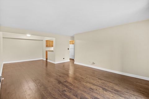 Tiny photo for 3615 E Central Road #101, Glenview, IL 60025 (MLS # 12519855)
