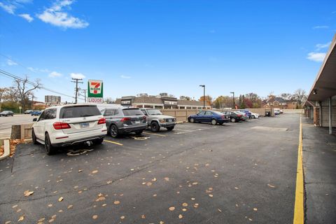 Tiny photo for 3615 E Central Road #101, Glenview, IL 60025 (MLS # 12519855)