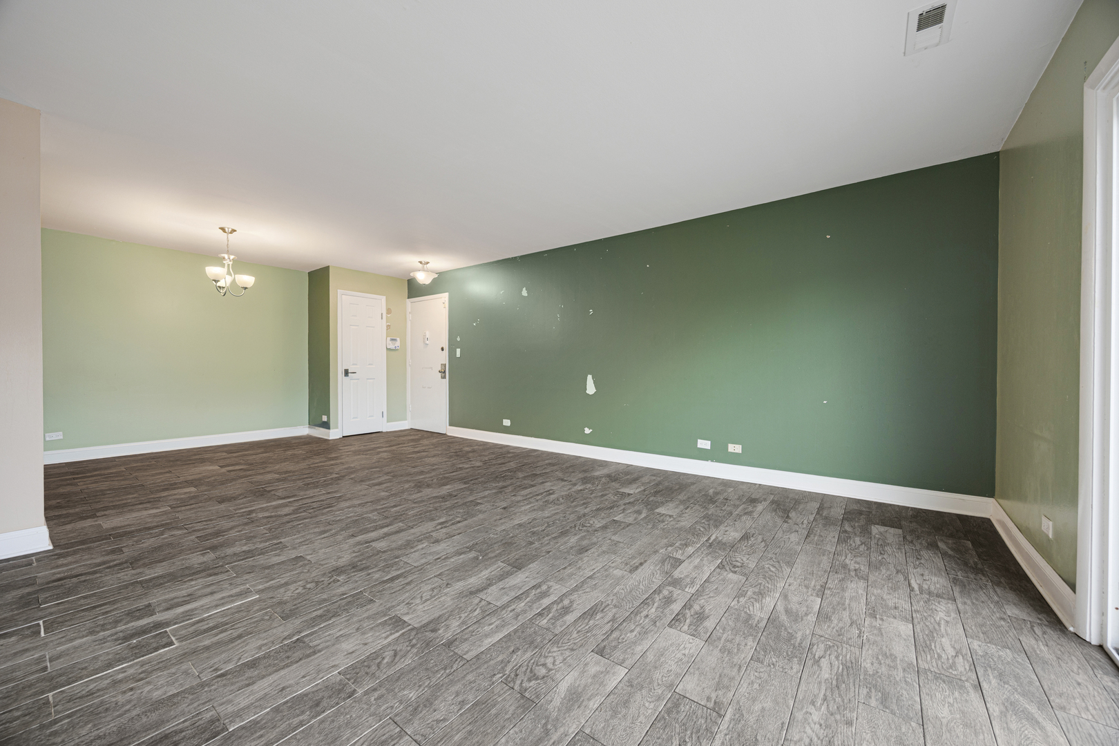 1900 Plum Grove Road 2C