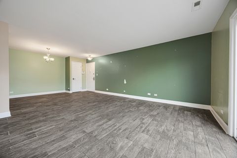 Tiny photo for 1900 Plum Grove Road #2C, Rolling Meadows, IL 60008 (MLS # 12549877)