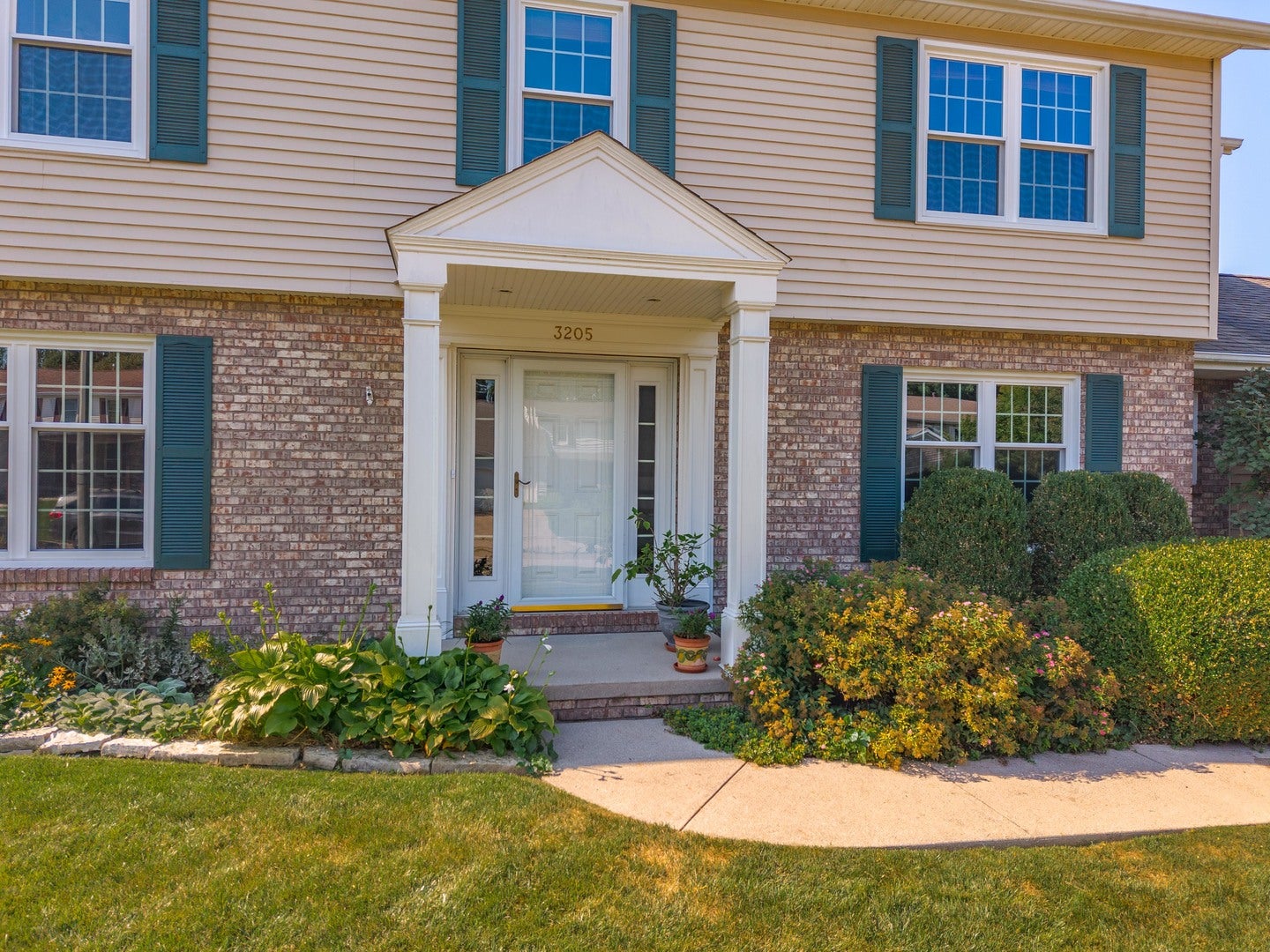 3205 Dorset Court