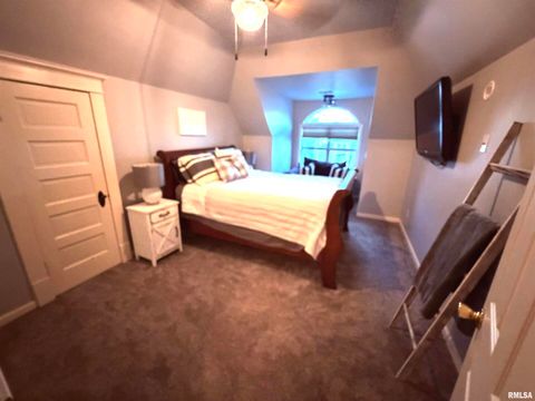 Tiny photo for 821 E 6TH Street, Centralia, IL 62801 (MLS # EB460808)