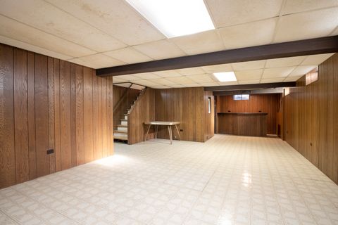 Tiny photo for 103 S Maple Lane, Prospect Heights, IL 60070 (MLS # 12540588)