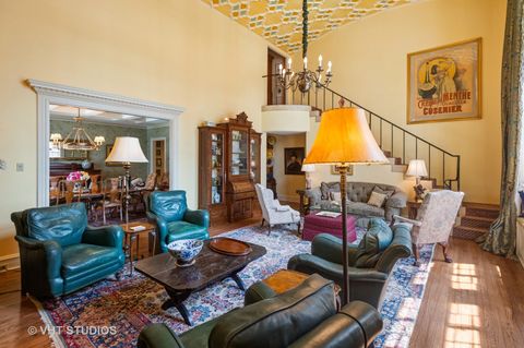 Tiny photo for 20 E Cedar Street #8B, Chicago, IL 60610 (MLS # 12431524)