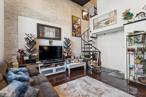 Tiny photo for 40 N TOWER Road #1E, Oak Brook, IL 60523 (MLS # 12754331)