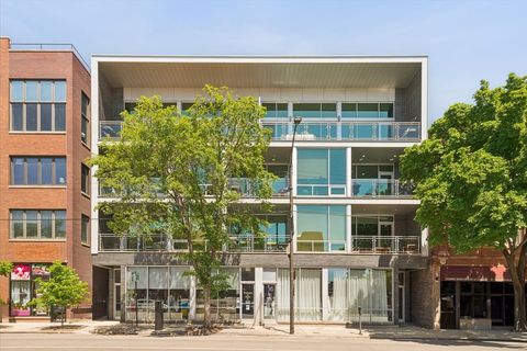 Photo of 2242 W Chicago Avenue #301, Chicago, IL 60622 (MLS # 12658122)