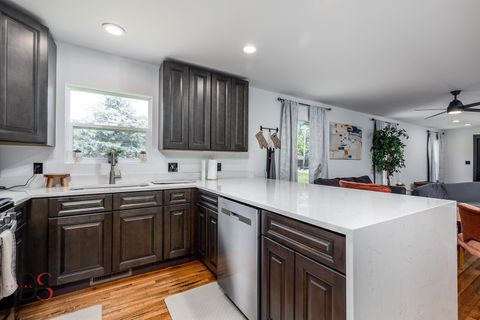 Tiny photo for 1845 LaSalle Street, Ottawa, IL 61350 (MLS # 12401766)