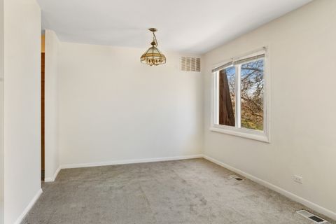 Tiny photo for 6818 Roberts Drive #6, Woodridge, IL 60517 (MLS # 12606030)