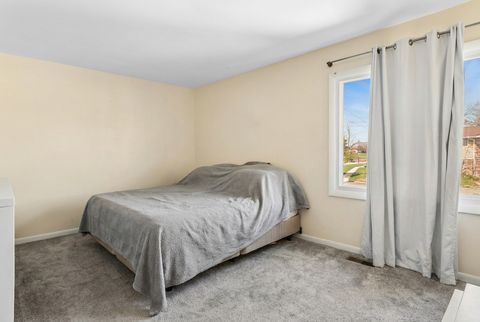 Tiny photo for 6818 Roberts Drive #6, Woodridge, IL 60517 (MLS # 12606030)