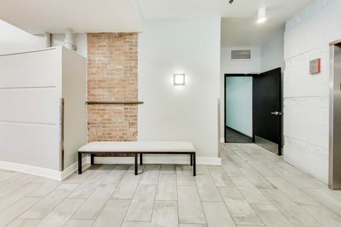 Tiny photo for 520 W HURON Street #406, Chicago, IL 60654 (MLS # 12603315)