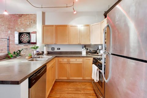 Tiny photo for 520 W HURON Street #406, Chicago, IL 60654 (MLS # 12603315)