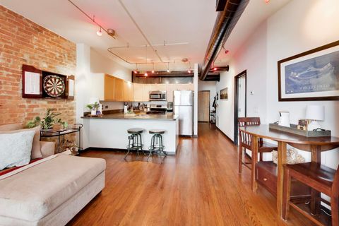 Tiny photo for 520 W HURON Street #406, Chicago, IL 60654 (MLS # 12603315)