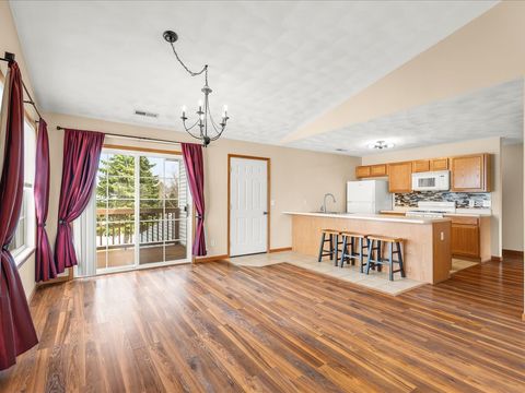 Tiny photo for 10184 Metalmark Lane #142D, Roscoe, IL 61073 (MLS # 12612434)