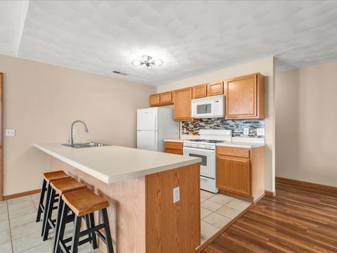 Tiny photo for 10184 Metalmark Lane #142D, Roscoe, IL 61073 (MLS # 12612434)