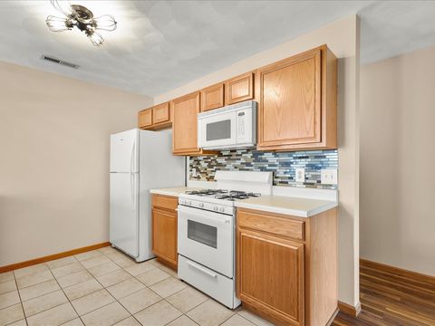 Tiny photo for 10184 Metalmark Lane #142D, Roscoe, IL 61073 (MLS # 12612434)