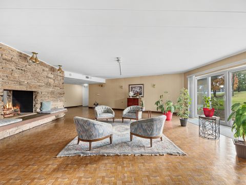 Tiny photo for 5540 Walnut Avenue #33A, Downers Grove, IL 60515 (MLS # 12506863)