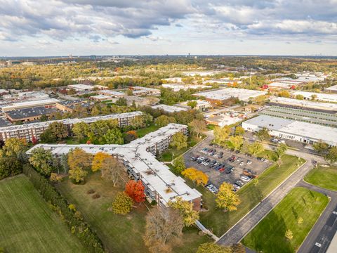 Tiny photo for 5540 Walnut Avenue #33A, Downers Grove, IL 60515 (MLS # 12506863)