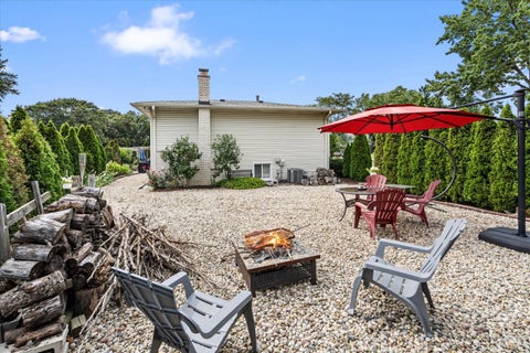 Tiny photo for 321 Hickory Lane, Schaumburg, IL 60193 (MLS # 12738373)