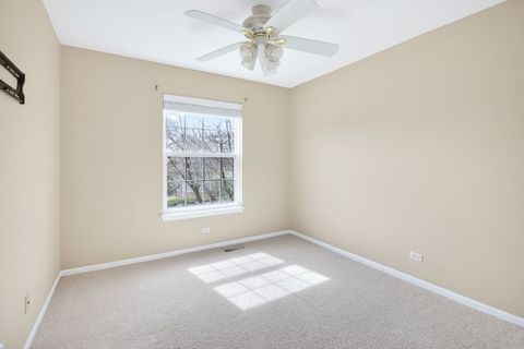Tiny photo for 1108 Oxford Court, Oakbrook Terrace, IL 60181 (MLS # 12598232)