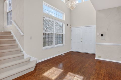 Tiny photo for 1108 Oxford Court, Oakbrook Terrace, IL 60181 (MLS # 12598232)