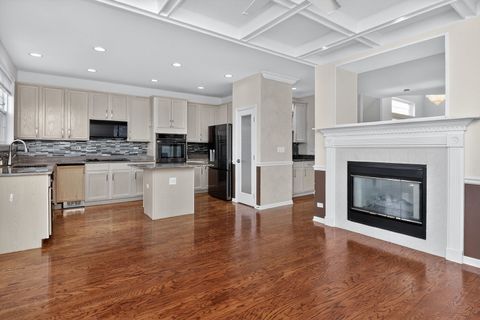 Tiny photo for 1108 Oxford Court, Oakbrook Terrace, IL 60181 (MLS # 12598232)