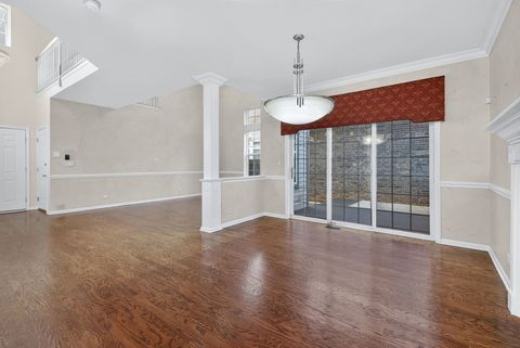 Tiny photo for 1108 Oxford Court, Oakbrook Terrace, IL 60181 (MLS # 12598232)