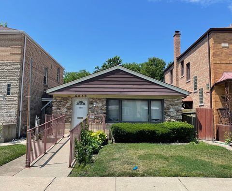 Photo of 6030 N Drake Avenue, Chicago, IL 60659 (MLS # 12402593)