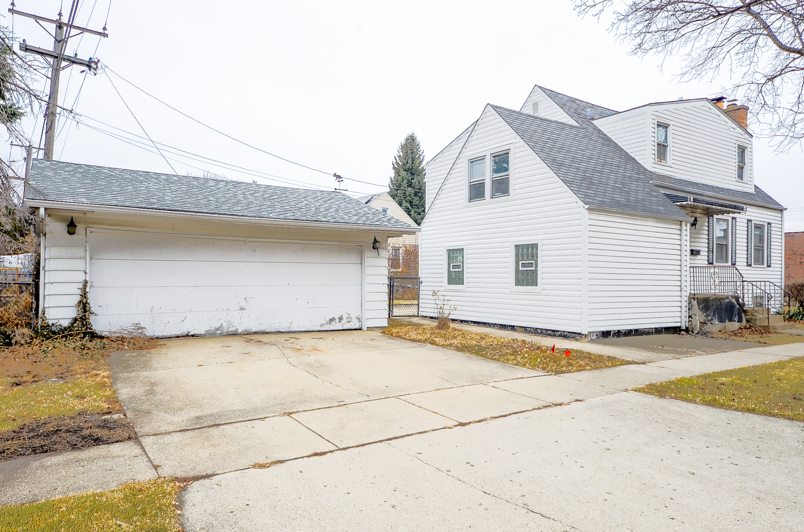 7333 W Foster Avenue