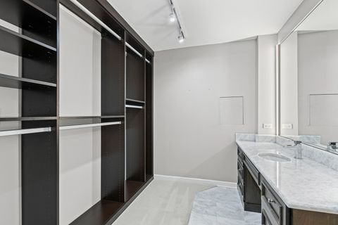 Tiny photo for 850 N Dewitt Place #18A, Chicago, IL 60611 (MLS # 12496114)