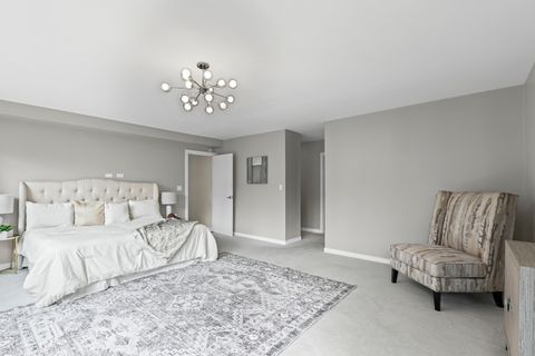 Tiny photo for 850 N Dewitt Place #18A, Chicago, IL 60611 (MLS # 12496114)