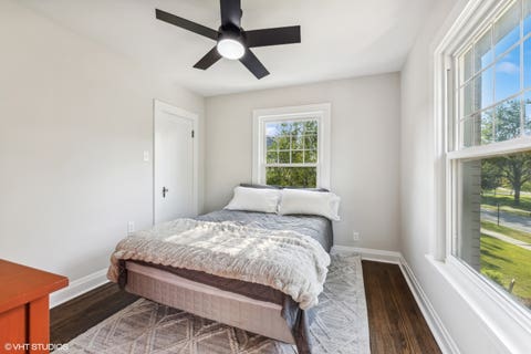 Tiny photo for 223 Southcote Road, Riverside, IL 60546 (MLS # 12643208)
