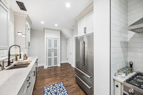 Tiny photo for 223 Southcote Road, Riverside, IL 60546 (MLS # 12643208)