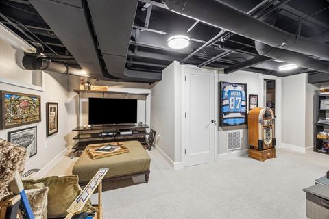 Tiny photo for 223 Southcote Road, Riverside, IL 60546 (MLS # 12643208)