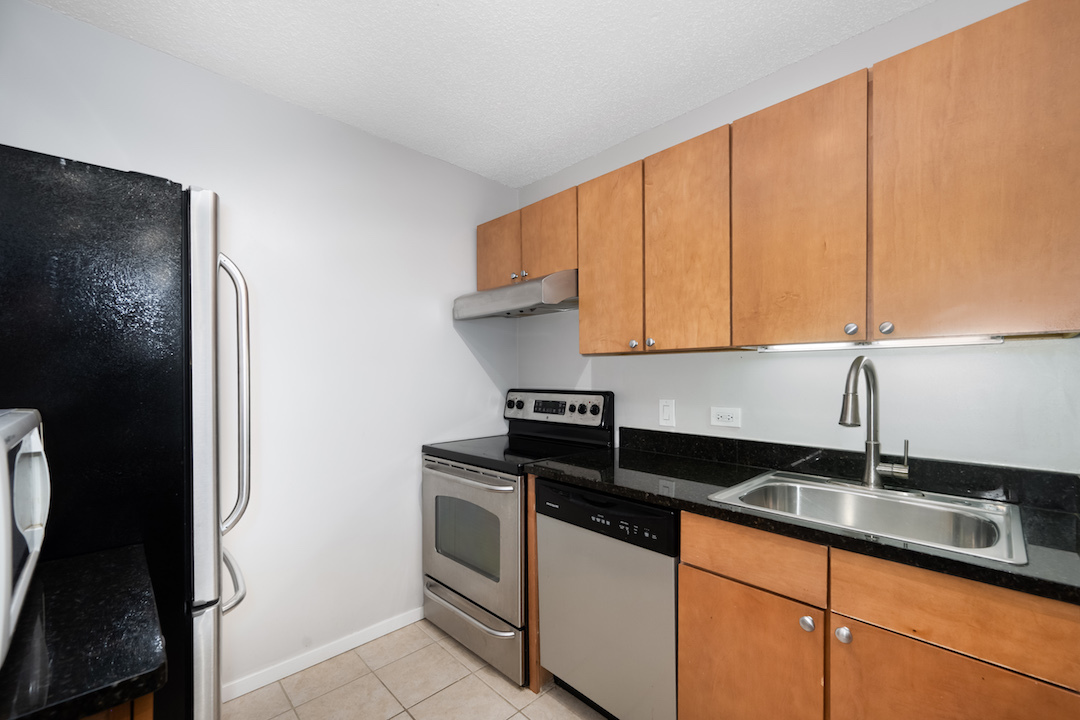 30 E Huron Street 4603