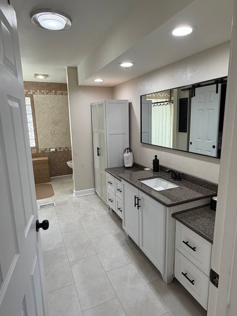 Tiny photo for 17245 County Line Road, Plainfield, IL 60586 (MLS # 12654860)