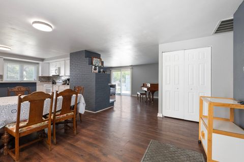 Tiny photo for 231 Webster Lane, Schaumburg, IL 60193 (MLS # 12469051)